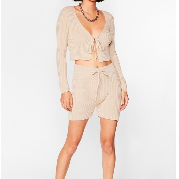 Tie knit cardigan and shorts set - Picture 3 of 5